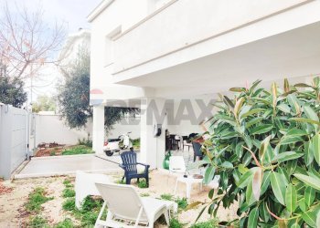 Terrazza - Villa Viale delle Palme
 
10, Manfredonia - foto 19