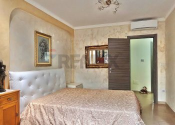 Camera / camera da letto - Casa indipendente Via Francia
 
16, Manfredonia - foto 16