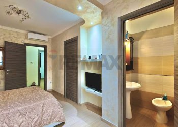 Camera / camera da letto - Casa indipendente Via Francia
 
16, Manfredonia - foto 17