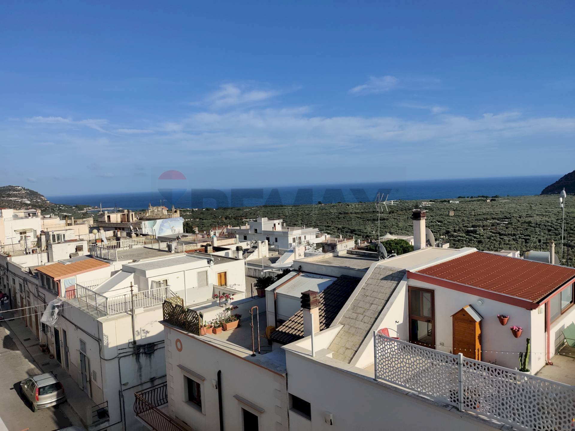 Edificio all\'aperto - Three-room apartment Via Dante Alighieri
 
21, Mattinata - photo 2