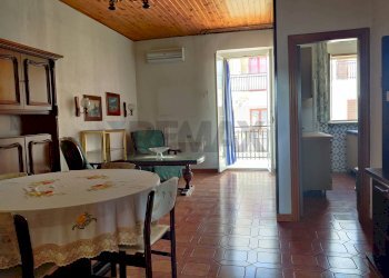 Sala da pranzo - Trilocale Via Dante Alighieri
 
21, Mattinata - foto 3