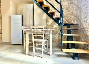 Scale - Appartamento via S. Teresa
 
20, Siracusa - foto 2