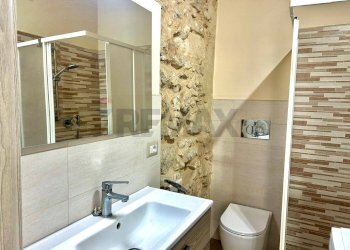 Bagno - Appartamento via S. Teresa
 
20, Siracusa - foto 8