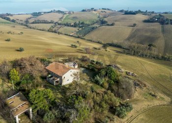 Vista delle montagne - Rustico Polverigi - foto 8