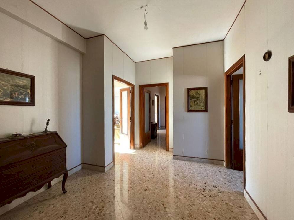 Foto 2 - Quadrilocale Via Tramontana
 
28, Palermo - foto 2