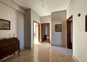 Foto 2 - Quadrilocale Via Tramontana
 
28, Palermo - foto 2