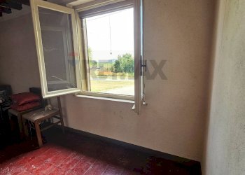 Stanza vuota - Casa semi indipendente Frazione Sant'Andrea
 
89, Busseto - foto 24