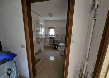 Bagno - Casa semi indipendente Frazione Sant'Andrea
 
89, Busseto - foto 36