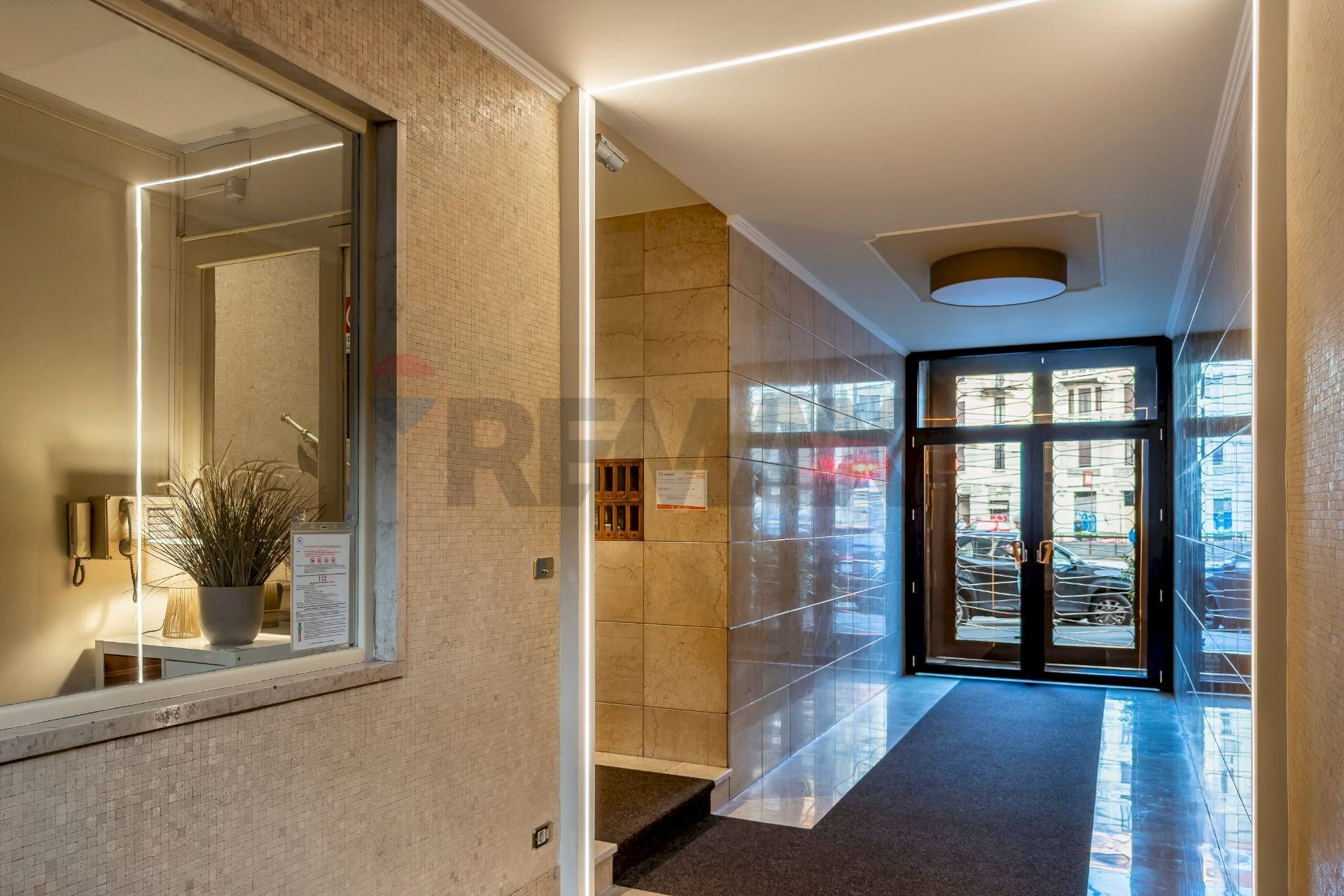 Ricezione / Lobby - Three-room apartment Milano - photo 3