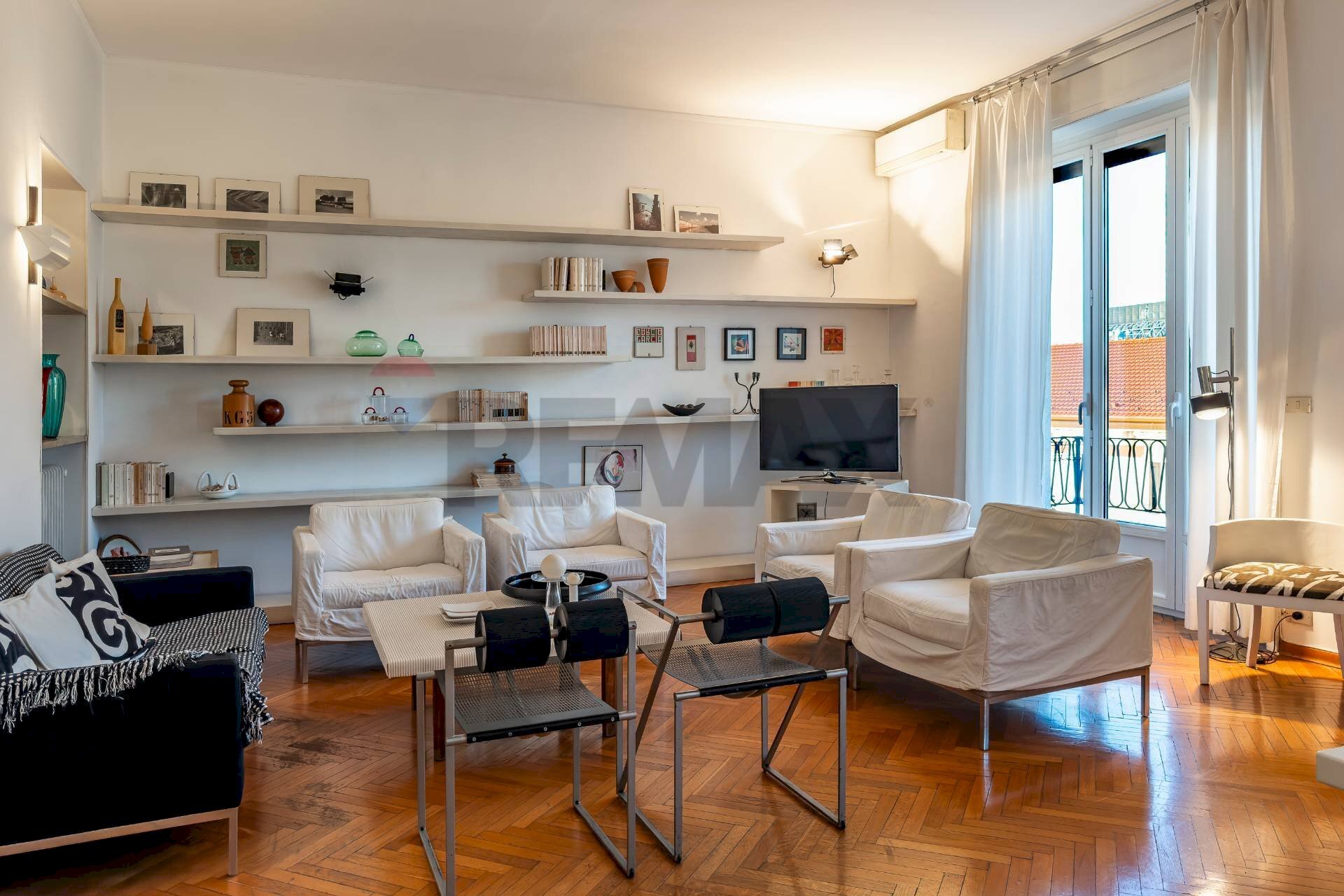 Soggiorno - Trilocale viale Abruzzi 83, Milano - foto 2