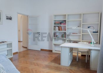 Camera / camera da letto - Three-room apartment Milano - photo 13