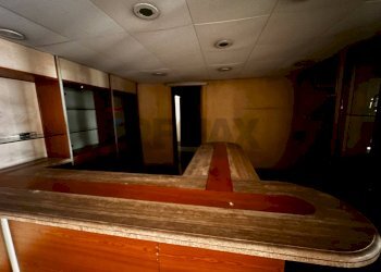 Ricezione / Lobby - Locale Commerciale piazza orsini
 
13, Benevento - foto 12