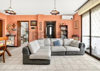 Soggiorno - Quadrilocale VIA VARESE
 
23, Busto Arsizio - foto 5