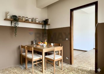 Sala da pranzo - Villa a Schiera VIA AUSTRIA
 
35, Carpi - foto 4