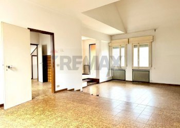 Stanza vuota - Villa a Schiera VIA AUSTRIA
 
35, Carpi - foto 16