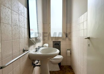 Bagno - Villa a Schiera VIA AUSTRIA
 
35, Carpi - foto 30