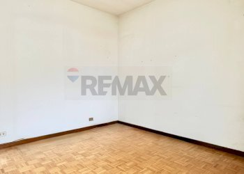 Stanza vuota - Villa a Schiera VIA AUSTRIA
 
35, Carpi - foto 41