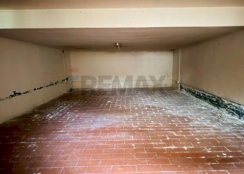 Stanza vuota - Villa a Schiera VIA AUSTRIA
 
35, Carpi - foto 68