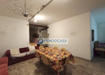 soggiorno - Appartamento via benedetto croce, Massa - foto 7