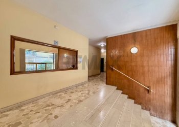 Ricezione / Lobby - Three-room apartment via ugo ojetti
 
380/F, Roma - photo 2