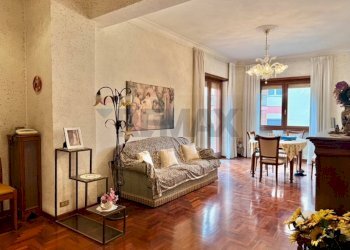 Sala da pranzo - Three-room apartment via ugo ojetti
 
380/F, Roma - photo 5