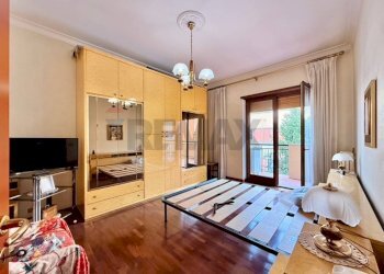 Camera / camera da letto - Three-room apartment via ugo ojetti
 
380/F, Roma - photo 11