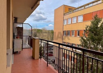 Balcone - Three-room apartment via ugo ojetti
 
380/F, Roma - photo 15
