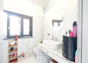 Foto 30 - Villa VIA DEGLI ALPINI
 
8, Capiago Intimiano - foto 30