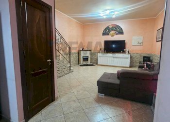Soggiorno - Casa indipendente Via Schettino
 
35, Casteldaccia - foto 6