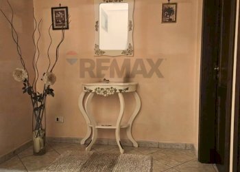 Hall / corridoio - Casa indipendente Via Schettino
 
35, Casteldaccia - foto 19