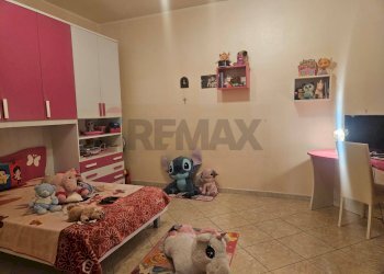 Camera / camera da letto - Casa indipendente Via Schettino
 
35, Casteldaccia - foto 21