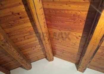 Dettagli - Casa indipendente via caldoie
 
18, Cavaso del Tomba - foto 16