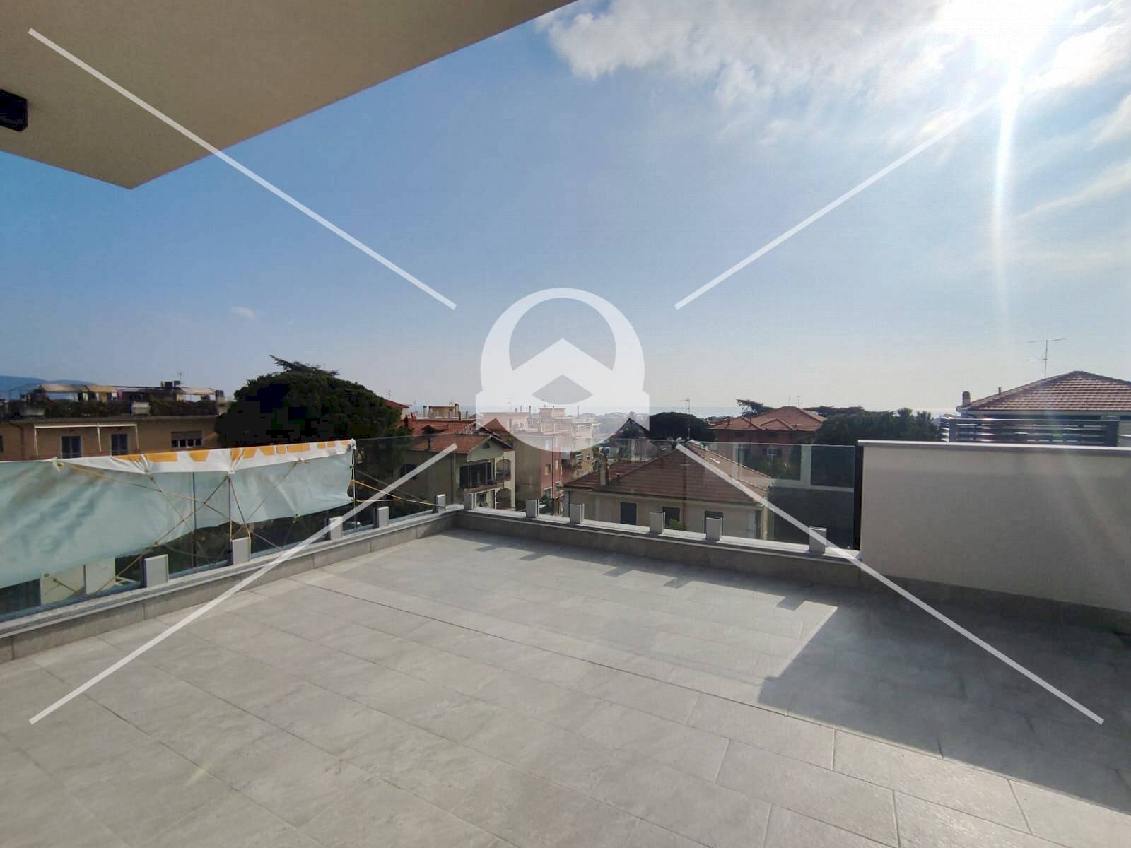 Foto 1 - Trilocale Viale Silvio Amico
 
17, Loano - foto 1