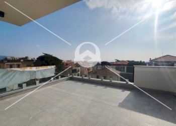 Foto 1 - Trilocale Viale Silvio Amico
 
17, Loano - foto 1