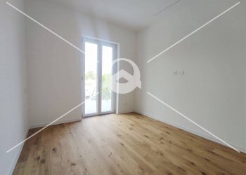 Foto 17 - Trilocale Viale Silvio Amico
 
17, Loano - foto 17