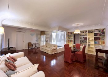 Sala da pranzo - Trilocale VIA COSENZA
 
91, Erice - foto 1