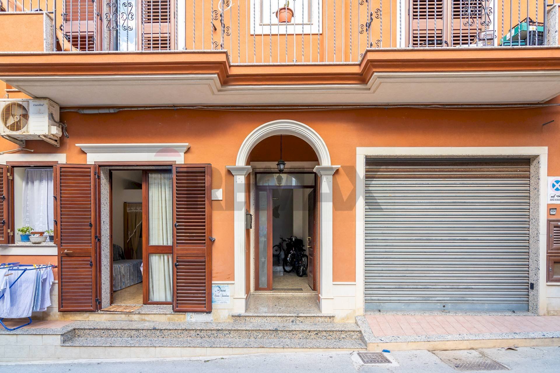 Edificio all\'aperto - Casa indipendente via Galilei
 
61, Pozzallo - foto 2