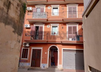 Edificio all\'aperto - Casa indipendente via Galilei
 
61, Pozzallo - foto 1