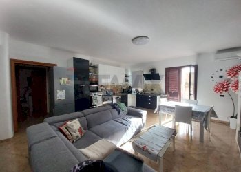 Sala da pranzo - Casa indipendente via Galilei
 
61, Pozzallo - foto 22