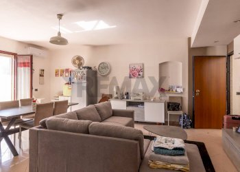 Sala da pranzo - Independent house via Galilei
 
61, Pozzallo - photo 13