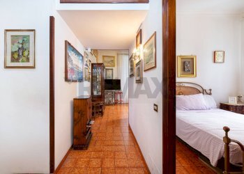 Hall / corridoio - Trilocale Via Taranto
 
95, Roma - foto 20