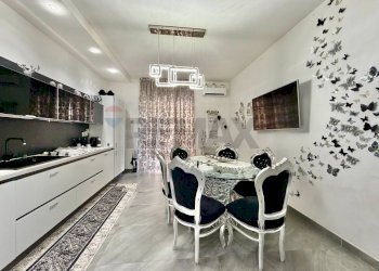 Sala da pranzo - Three-room apartment VIA NAPOLI
 
172, Mugnano di Napoli - photo 8