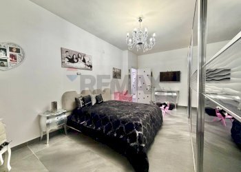 Camera / camera da letto - Three-room apartment VIA NAPOLI
 
172, Mugnano di Napoli - photo 15