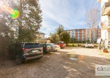 Foto 27 - Bilocale Via Isolabella
 
17, Varese - foto 27