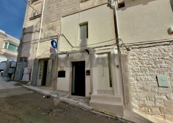 Edificio all\'aperto - Locale Commerciale Carovigno - foto 1