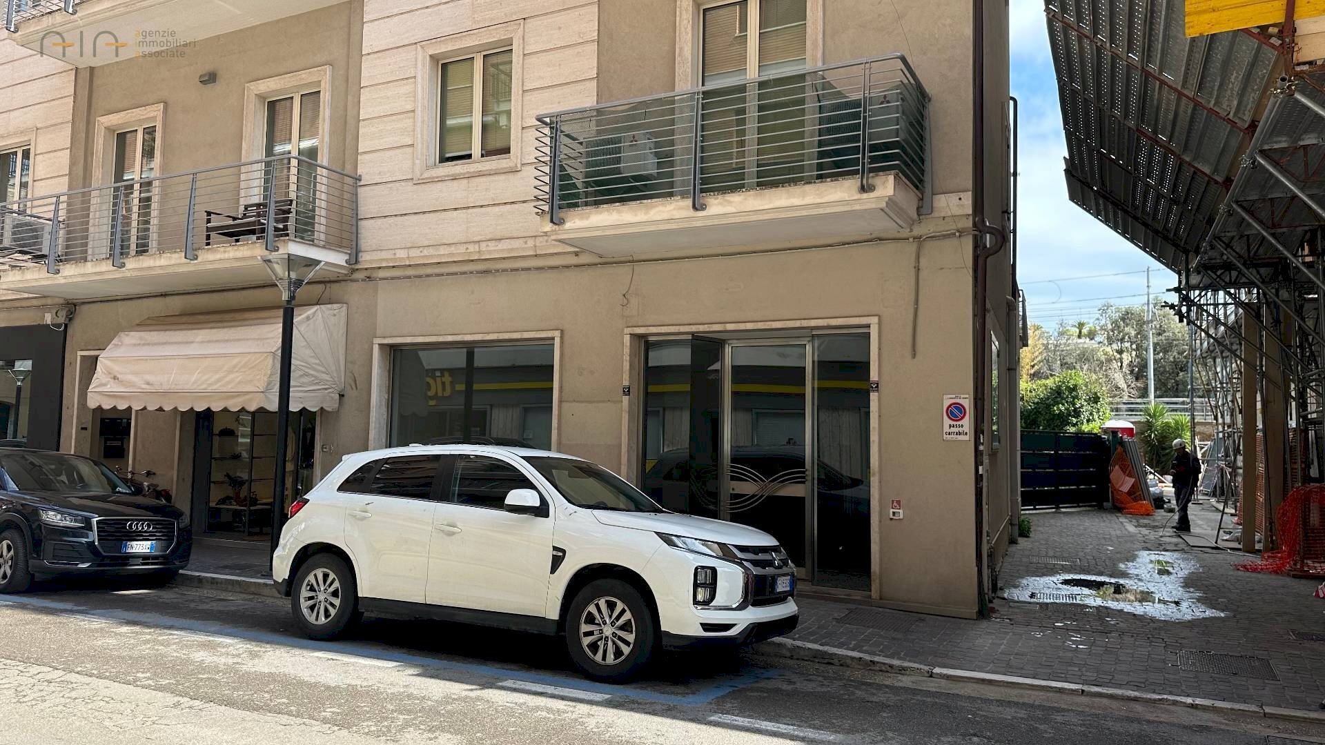 Foto 1 - Commercial Premises Via Ugo Bassi
 
17, San Benedetto del Tronto - photo 1