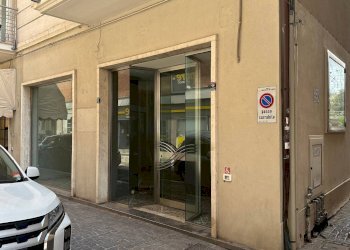 Foto 2 - Commercial Premises Via Ugo Bassi
 
17, San Benedetto del Tronto - photo 2