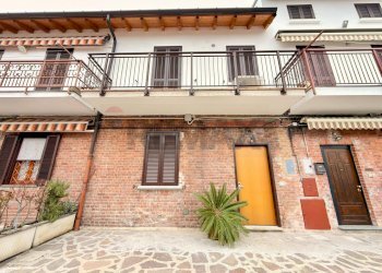 Casa all\'aperto - Casa indipendente Via Luciano Manara
 
21, San Giuliano Milanese - foto 1