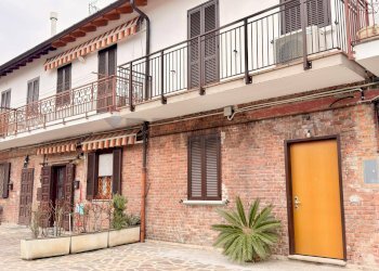 Casa all\'aperto - Casa indipendente Via Luciano Manara
 
21, San Giuliano Milanese - foto 2