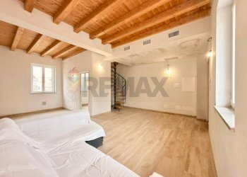 Soggiorno - Casa indipendente Via Luciano Manara
 
21, San Giuliano Milanese - foto 11